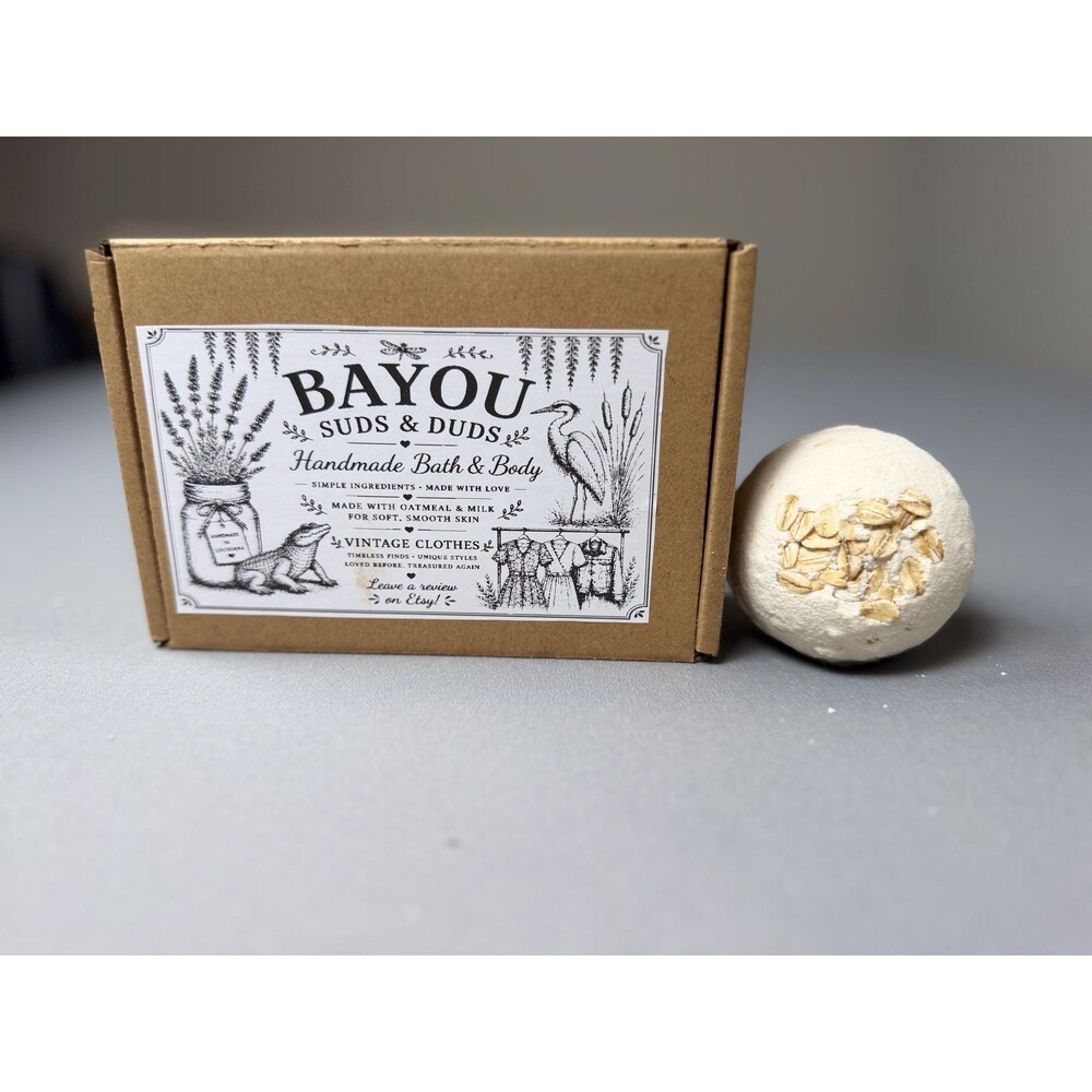 Dino Dig Surprise Bath Bomb with Hidden Toy | Fragrance-Free Goat Milk Bath Bomb